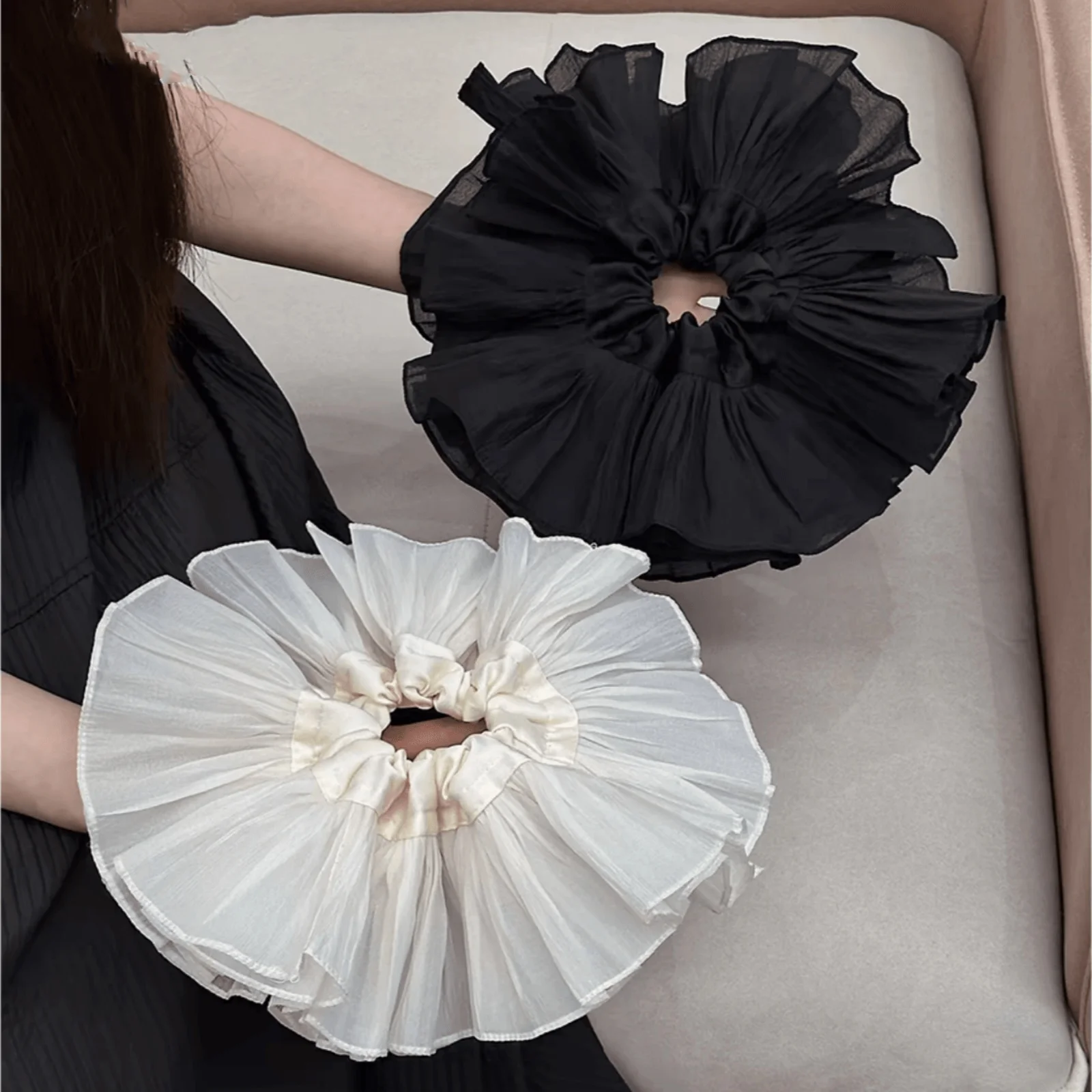 1pc Extra Large Pleated Double-Layer High-End Scrunchie, Elegant Fashion Hair Tie Suitable For Daily Commute, Casual, Romantic,