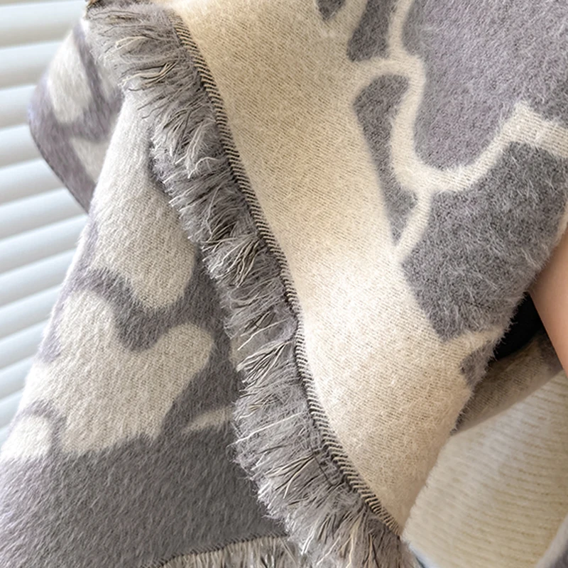 2025 New Design Women's Winter Cashmere Scarf - Elegant Warm Leopard Print Pashmina Shawl, Poncho & Bufanda