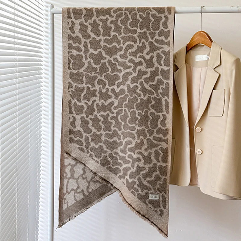 2025 New Design Women's Winter Cashmere Scarf - Elegant Warm Leopard Print Pashmina Shawl, Poncho & Bufanda