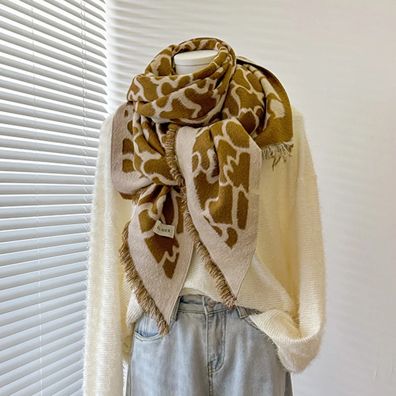 2025 New Design Women's Winter Cashmere Scarf - Elegant Warm Leopard Print Pashmina Shawl, Poncho & Bufanda
