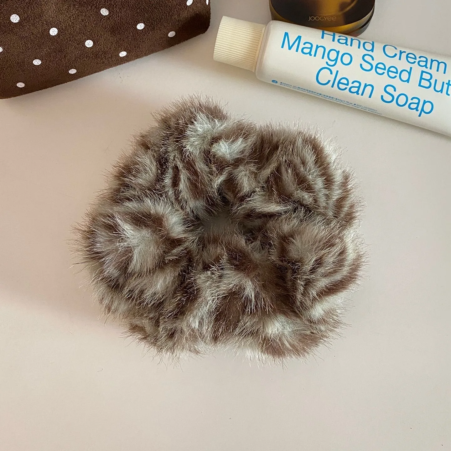 1pc Autumn and Winter Retro Fashion Leopard Print Fuzzy Hair Scrunchie High Elastic Plush Large Hair Tie for Women