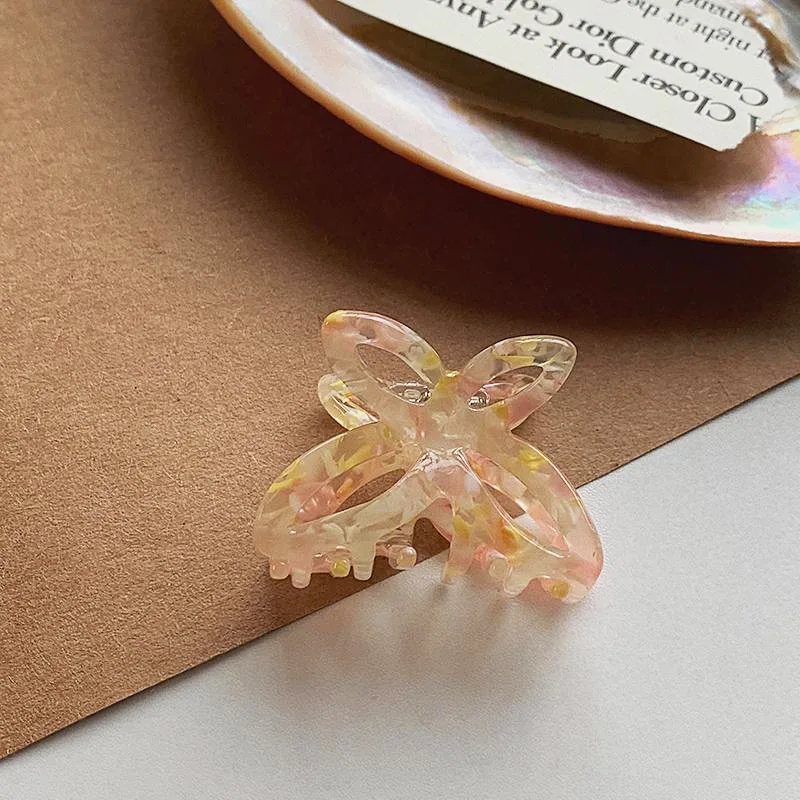 New Butterfly Hair Clips Women Retro French Personality Jelly Hairpin Plastic Green Hair Claw Ladies Hairgrips Hair Accessories