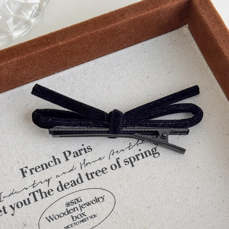 Fall/Winter New Arrivals: Korean Style Fashion Sweet Colorful Velvet 3D Bow Hair Clips, Straight Clips, Duckbill Clips