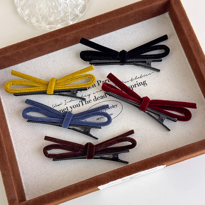 Fall/Winter New Arrivals: Korean Style Fashion Sweet Colorful Velvet 3D Bow Hair Clips, Straight Clips, Duckbill Clips
