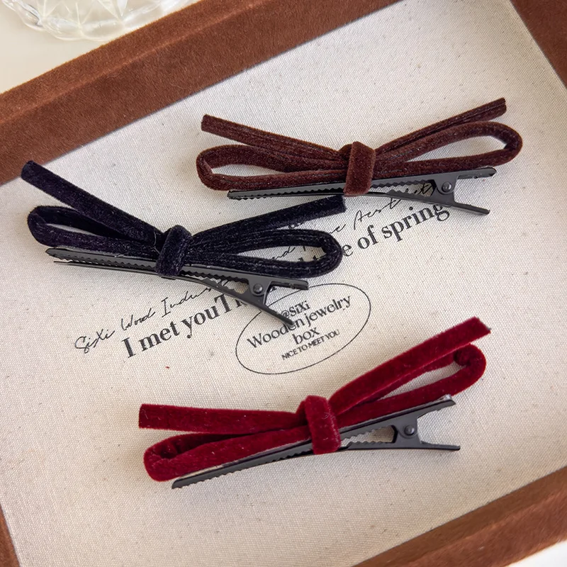 Fall/Winter New Arrivals: Korean Style Fashion Sweet Colorful Velvet 3D Bow Hair Clips, Straight Clips, Duckbill Clips