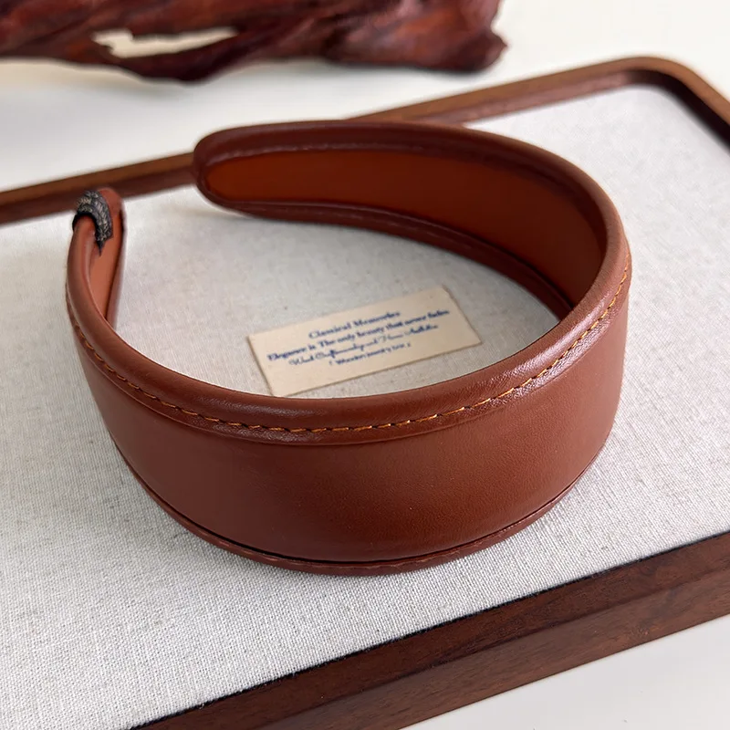 Retro Leather Headband for Women 2025 French Style Wide Hair Hoop Hairbands Female Headwear Hair Band Hair Accessories Headdress