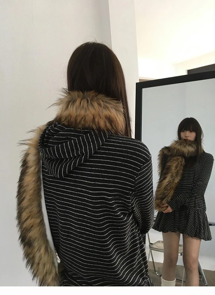Y2K Women Faux Fox Fur Long Scarf Men Winter Warm Thickened Lengthened Scarf Neck Fur Collar Dress Cape Sexy Party Dress Shawls