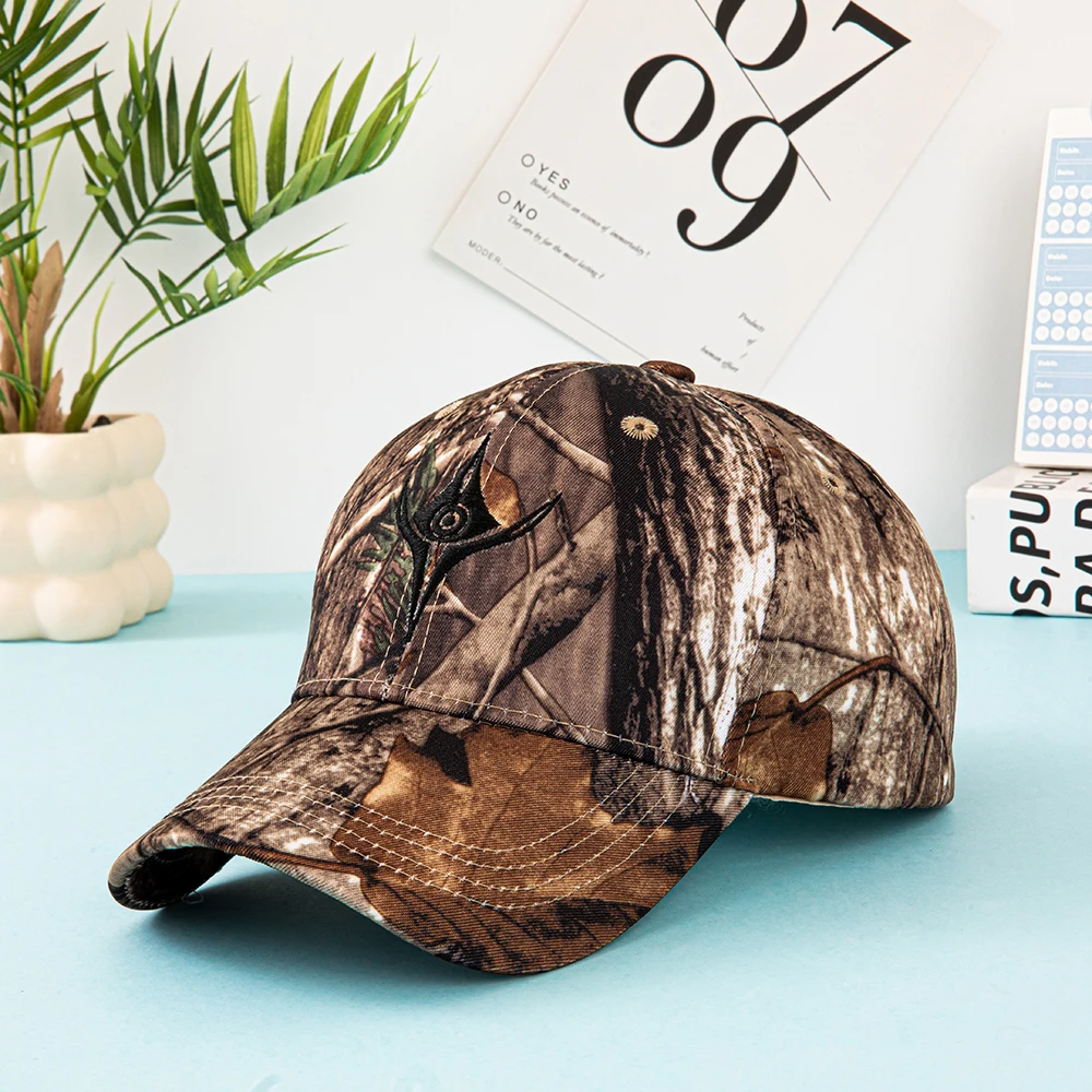 European and American Summer Outdoor Baseball Caps, Leaf-Printed Jungle Camouflage Caps, Men's and Women's Camouflage Baseball C
