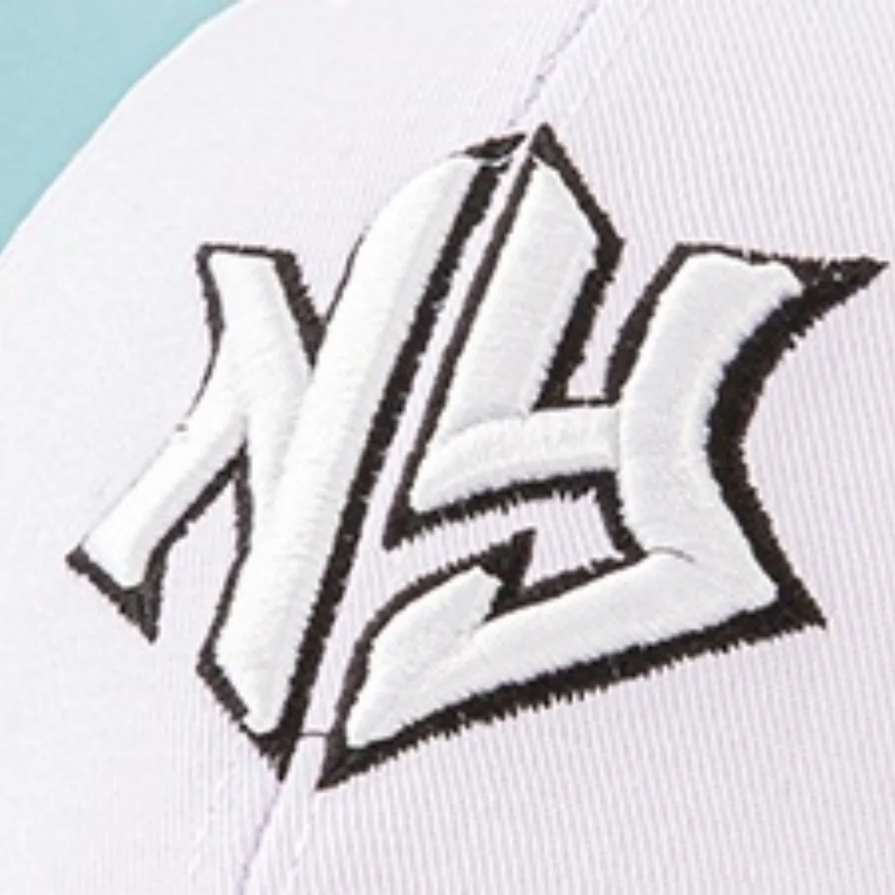 Classic New York Baseball Cap White - Unisex Dad Cap Adjustable Strap: Retro Sporty Style for Daily Wear, Outdoor Activities and