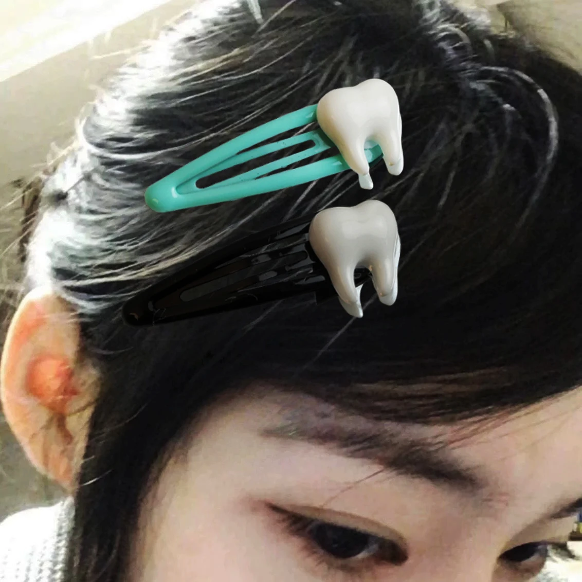 Y2K Tooth Hair Clip Funny Punk Girls Hairpin Cartoon Dental Tooth Clip Hair Accessory Streetwear Harajuku Style Bangs BB Clip