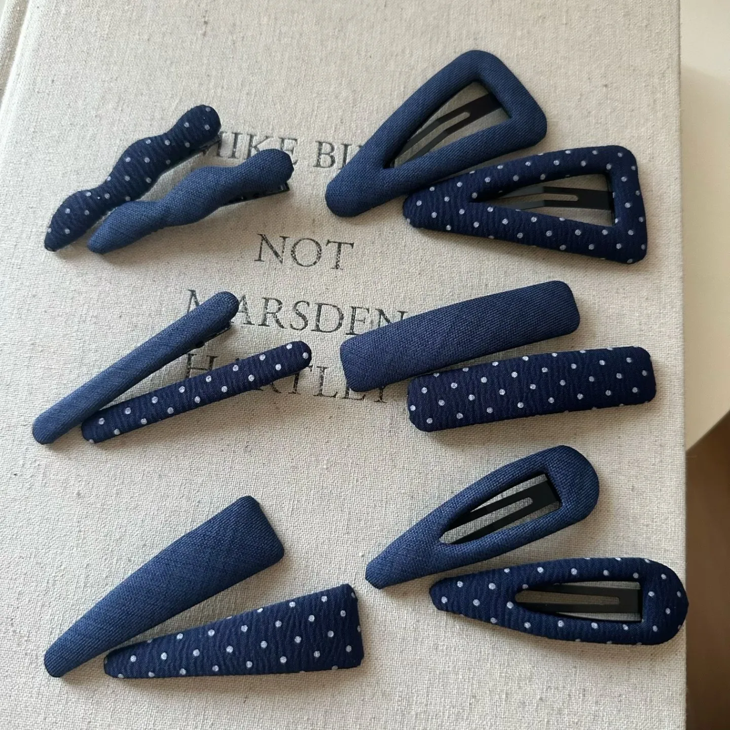 Vintage Korean Hair Clip Navy Blue Polka Dot Fabric Hairpin Handmade No Damage Hair Accessories for Women Hair Clips for Girls
