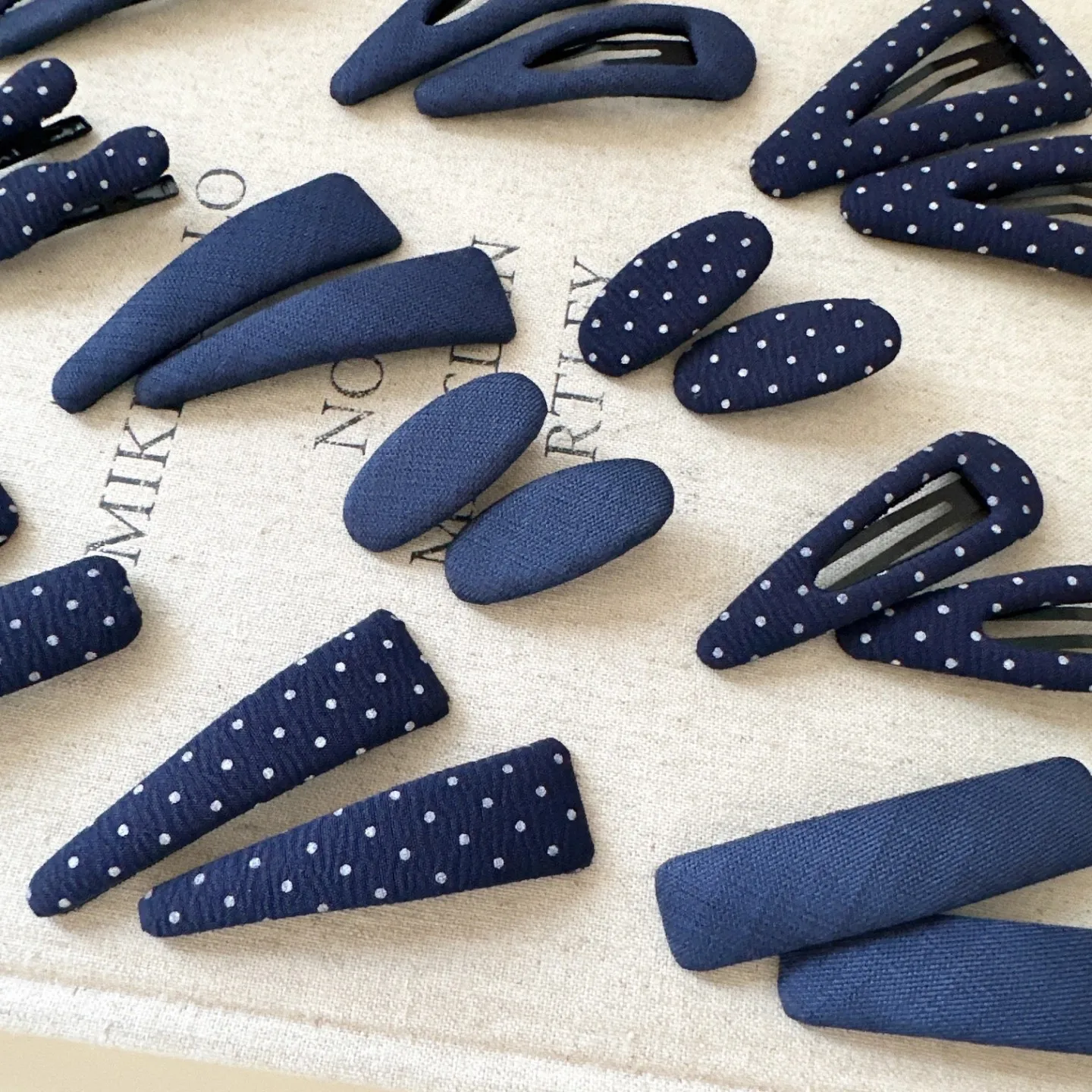 Vintage Korean Hair Clip Navy Blue Polka Dot Fabric Hairpin Handmade No Damage Hair Accessories for Women Hair Clips for Girls