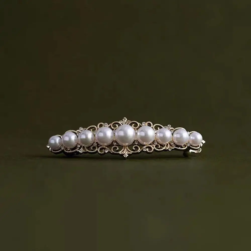 White Moonlight Elegant French Spring Clip Vintage Exquisite Half-Tied Hair Clip Small Horizontal Hairpin Clip Hair Accessories