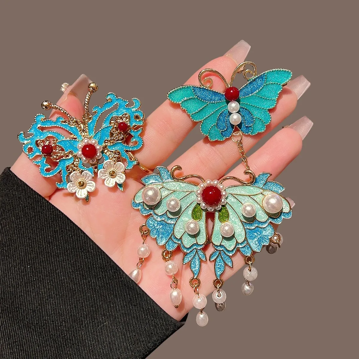 New Chinese Style Ancient Style Blue Hanfu Women Alloy Hair Clip Retro Auspicious Cloud Pearl Tassel Butterfly Duckbill Clip