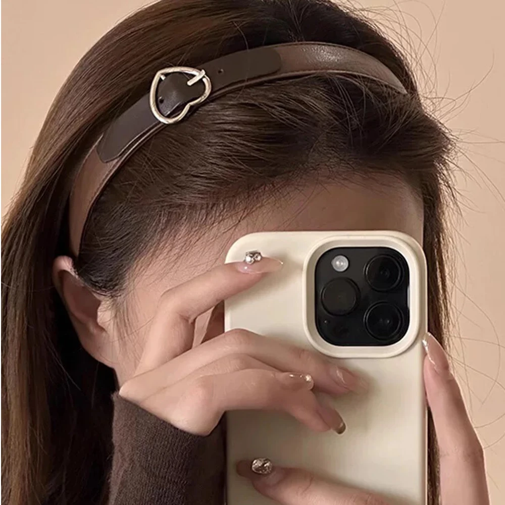Fashion Coffee Brown Leather Buckle Hairband Hair Accessories Head Band for Women Spring Autumn Warm PU Leather Heart Headbands