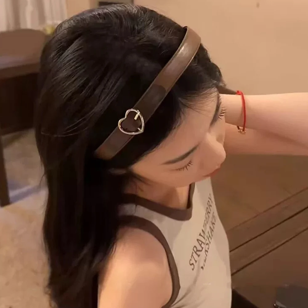 Fashion Coffee Brown Leather Buckle Hairband Hair Accessories Head Band for Women Spring Autumn Warm PU Leather Heart Headbands