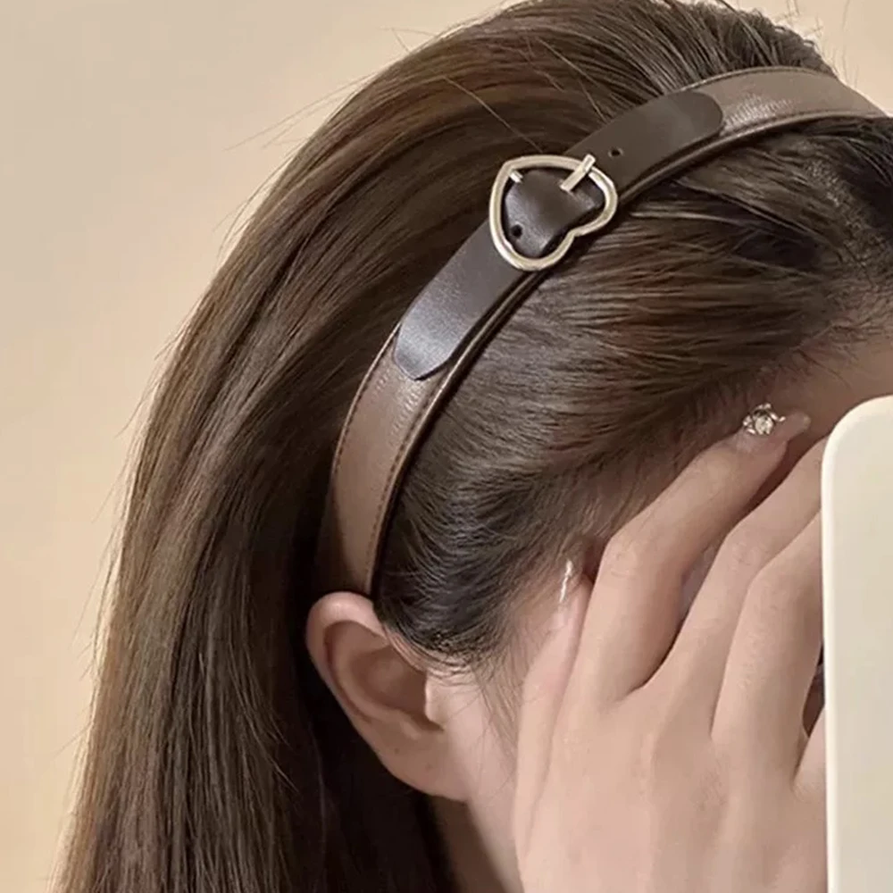 Fashion Coffee Brown Leather Buckle Hairband Hair Accessories Head Band for Women Spring Autumn Warm PU Leather Heart Headbands