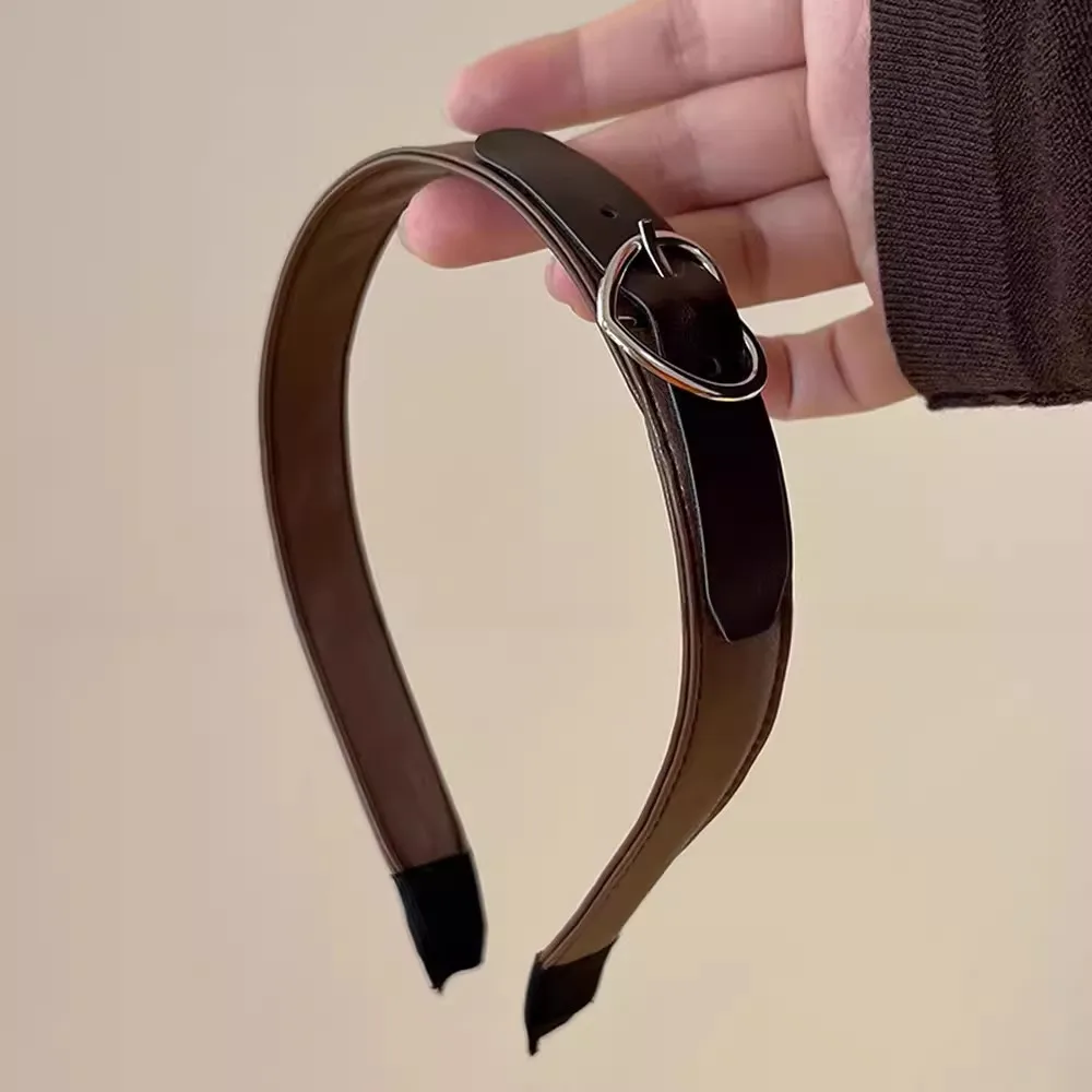 Fashion Coffee Brown Leather Buckle Hairband Hair Accessories Head Band for Women Spring Autumn Warm PU Leather Heart Headbands