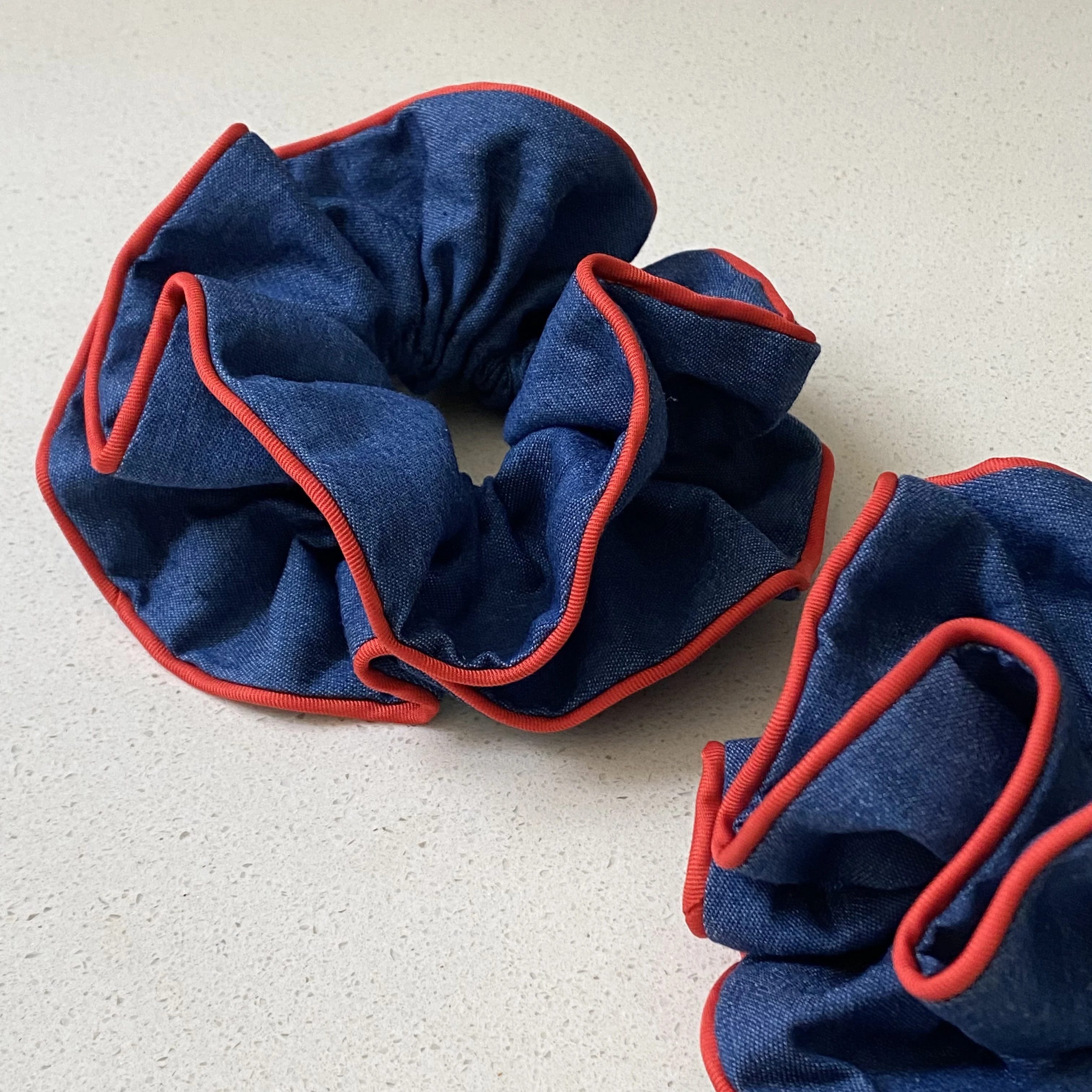 1PC Denim Scrunchies With Red Trim, Stylish Hair Accessories For Women, Cute Hair Ties For Daily And Party Wear
