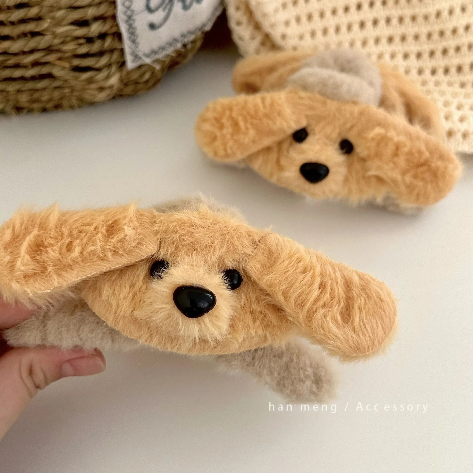 Cute Golden Puppy Hair Clip Large Back Head Hair Shark Clip High-end Autumn Winter Furry Claw Clips Personality Head Accessory