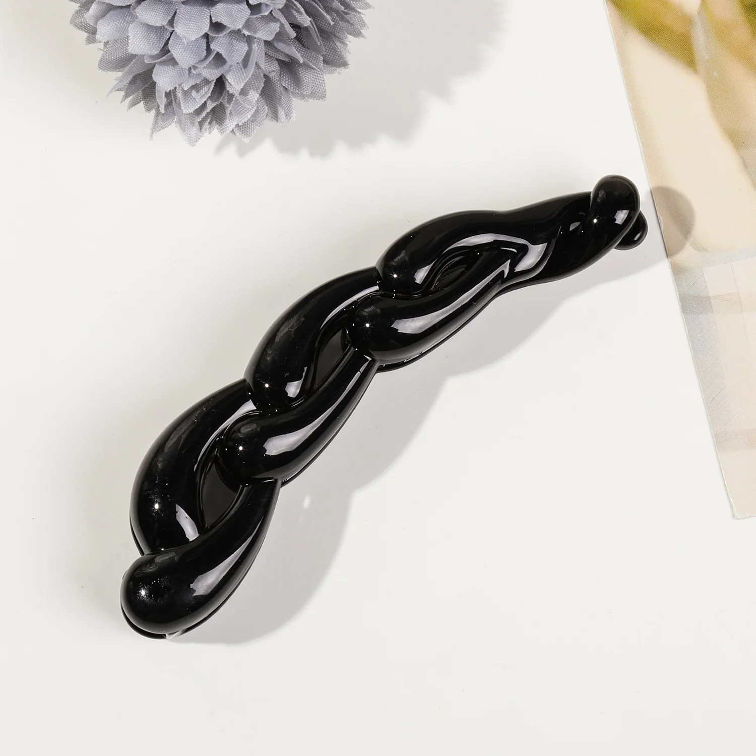 Acrylic Twisted Hair Clip Banana Hairpin for Women Leopard Vintage Barrettes Shark Hair Claw Ponytail Holder Hair Accessories