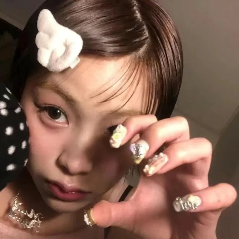 Fairy Angel Wing Hair Clip Y2K White Hairpin for Girls Women Cute Cosplay Hair Clips for Women Barrette Party Hair Accessorie