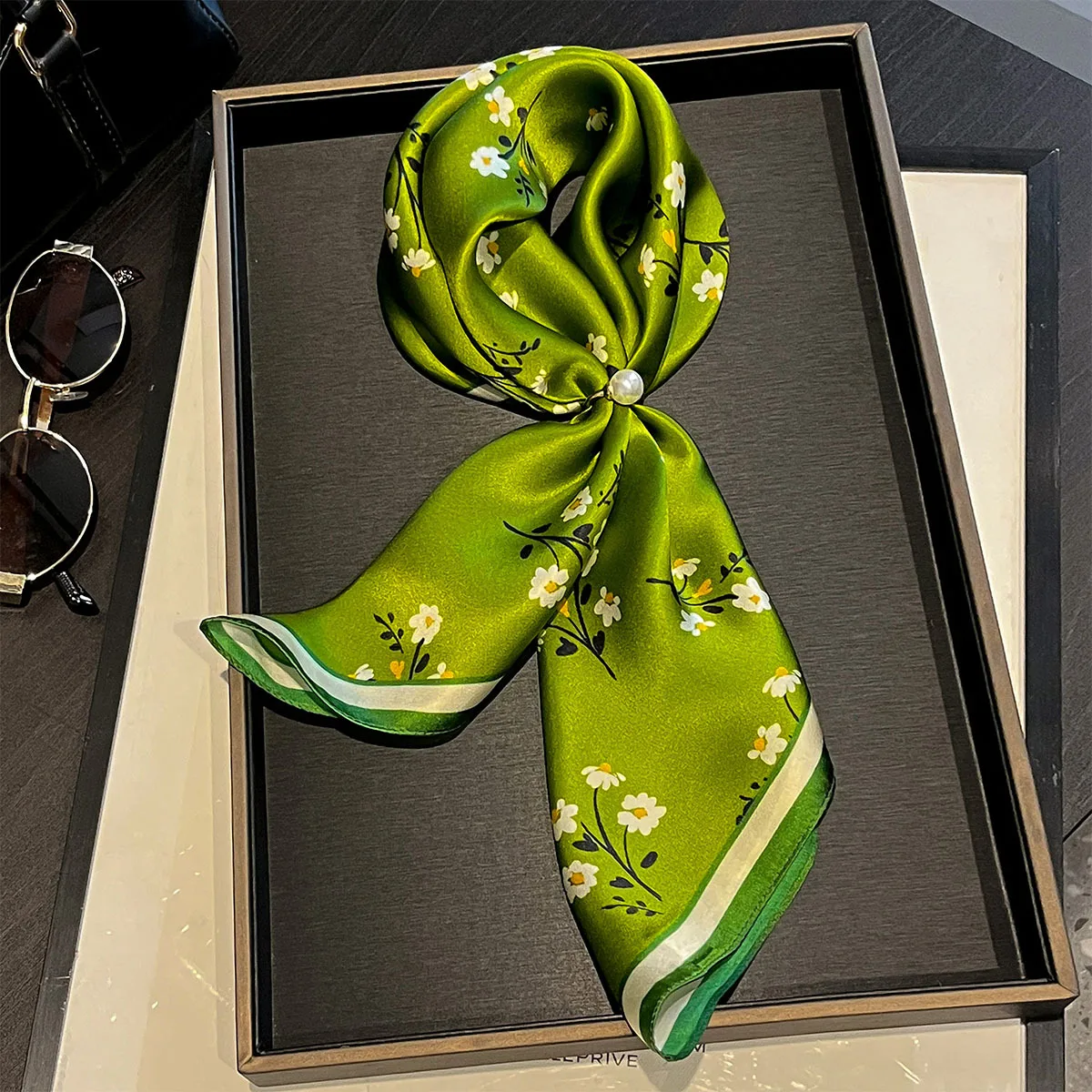 Luxury 100% Real Silk Scarf Women Spring Floral Bandana Shawl Lady Mulberry Silk Neckerchief Handkerchief Female Wrap 53cm