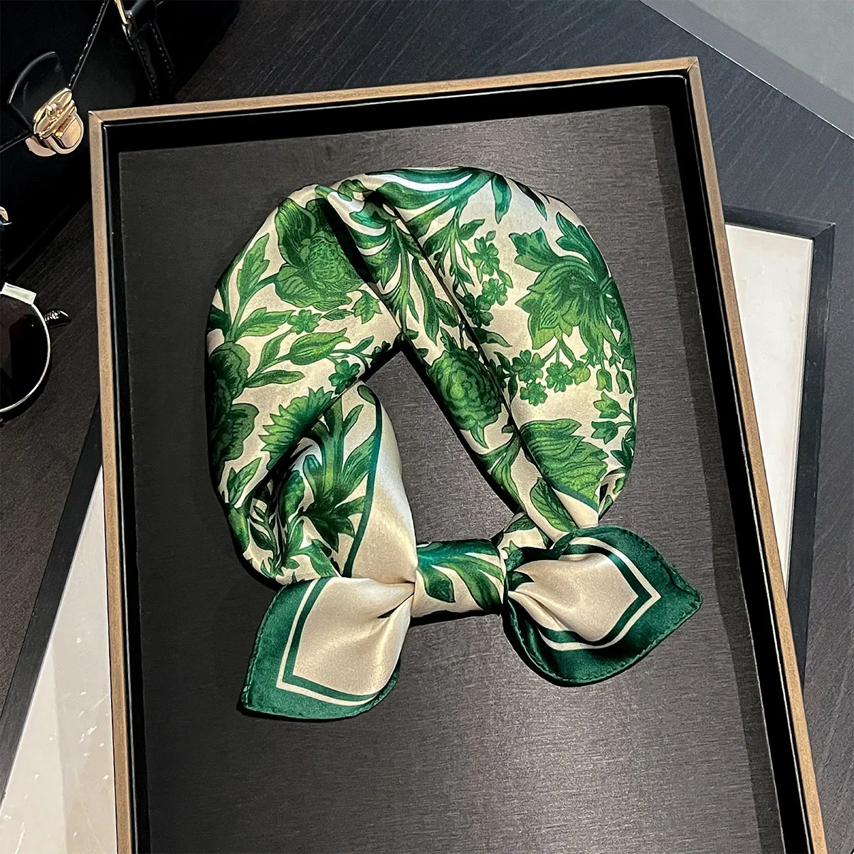 Luxury 100% Real Silk Scarf Women Spring Floral Bandana Shawl Lady Mulberry Silk Neckerchief Handkerchief Female Wrap 53cm