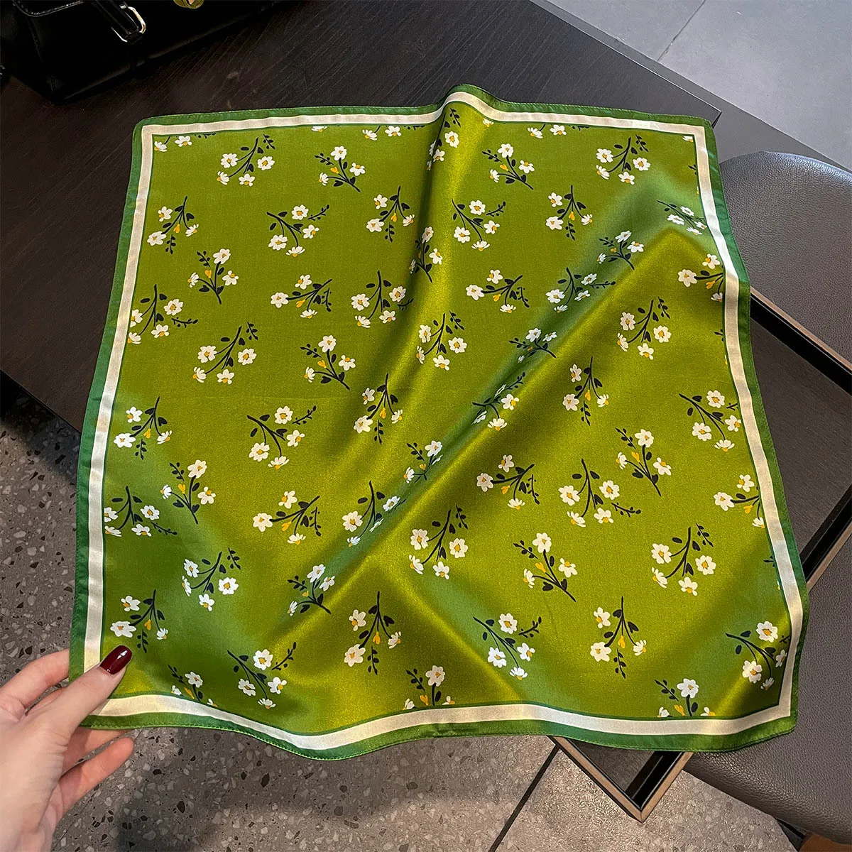 Luxury 100% Real Silk Scarf Women Spring Floral Bandana Shawl Lady Mulberry Silk Neckerchief Handkerchief Female Wrap 53cm