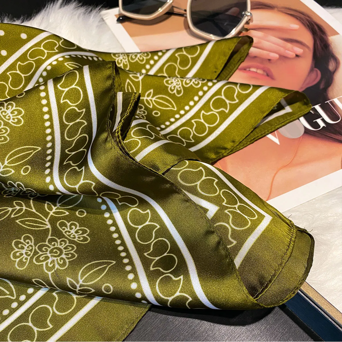 Fashion Print Silk Hairbands Scarf Women 2025 Spring New Elagant Floral Bandana Neck Kerchief Head Bands Foulard Female Scarfs
