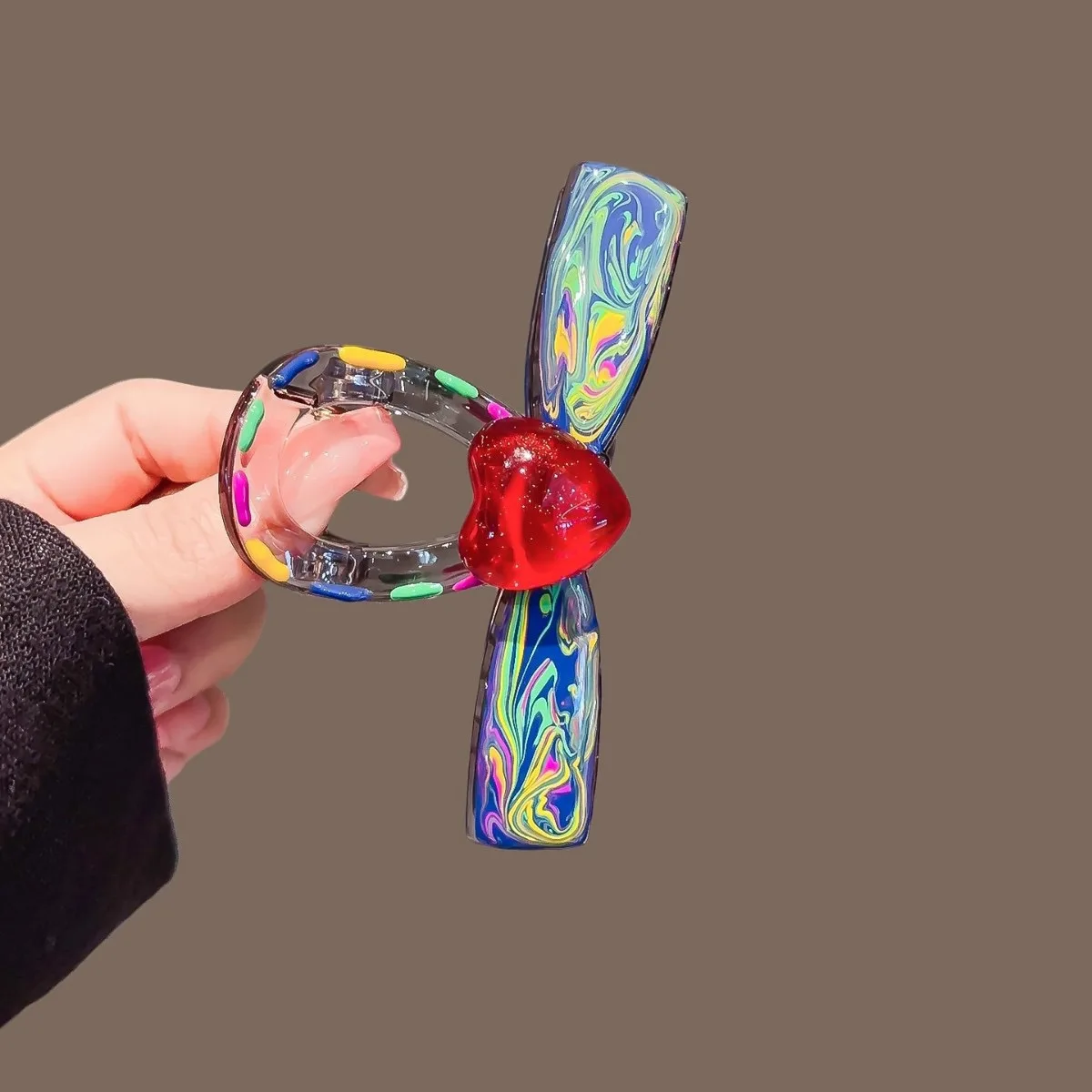 Gradient Graffiti Red Heart Hair Clip, Women's 2025 New Premium Semi-Updo Shark Clip for Fine Hair