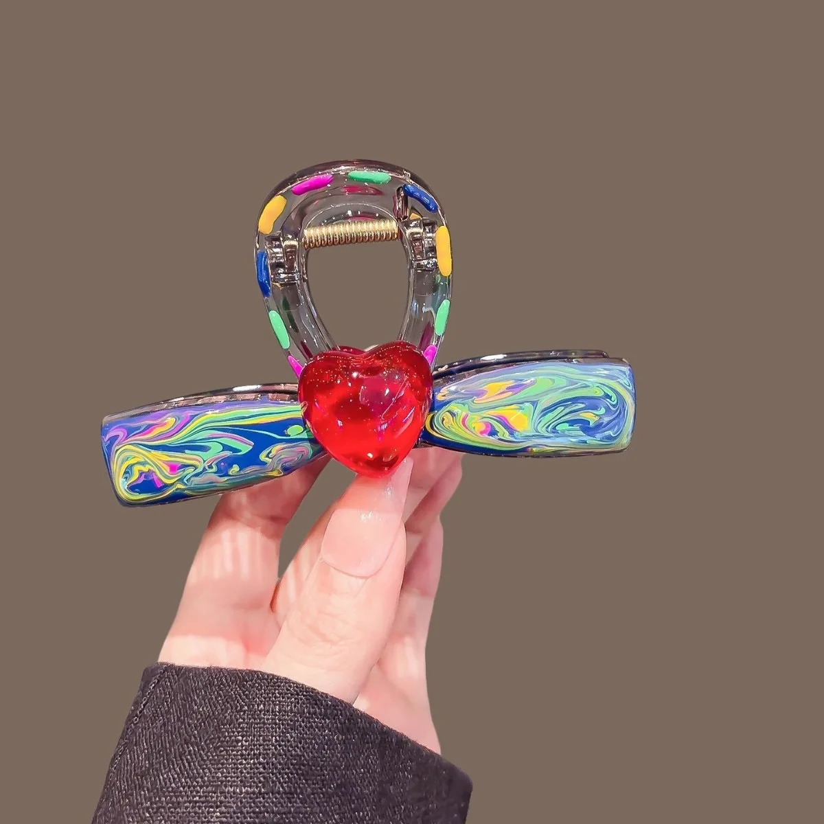 Gradient Graffiti Red Heart Hair Clip, Women's 2025 New Premium Semi-Updo Shark Clip for Fine Hair