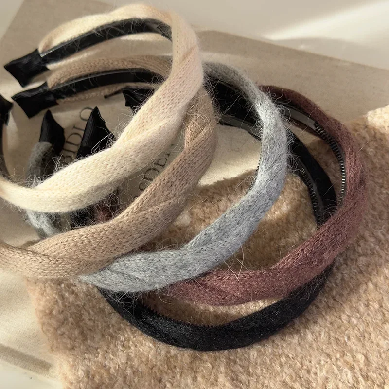 Autumn SPRING Retro Knitted Weave Twist Headbands Plush With Teeth Non-slip Solid Hairband Womans Girl Fashion Elegant Hair Hoop
