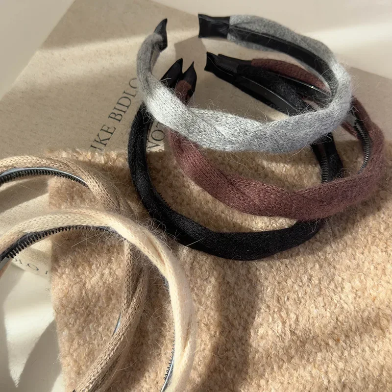 Autumn SPRING Retro Knitted Weave Twist Headbands Plush With Teeth Non-slip Solid Hairband Womans Girl Fashion Elegant Hair Hoop