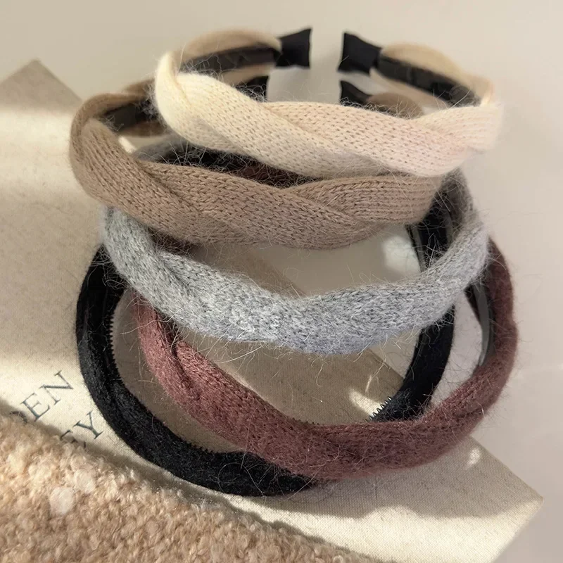 Autumn SPRING Retro Knitted Weave Twist Headbands Plush With Teeth Non-slip Solid Hairband Womans Girl Fashion Elegant Hair Hoop