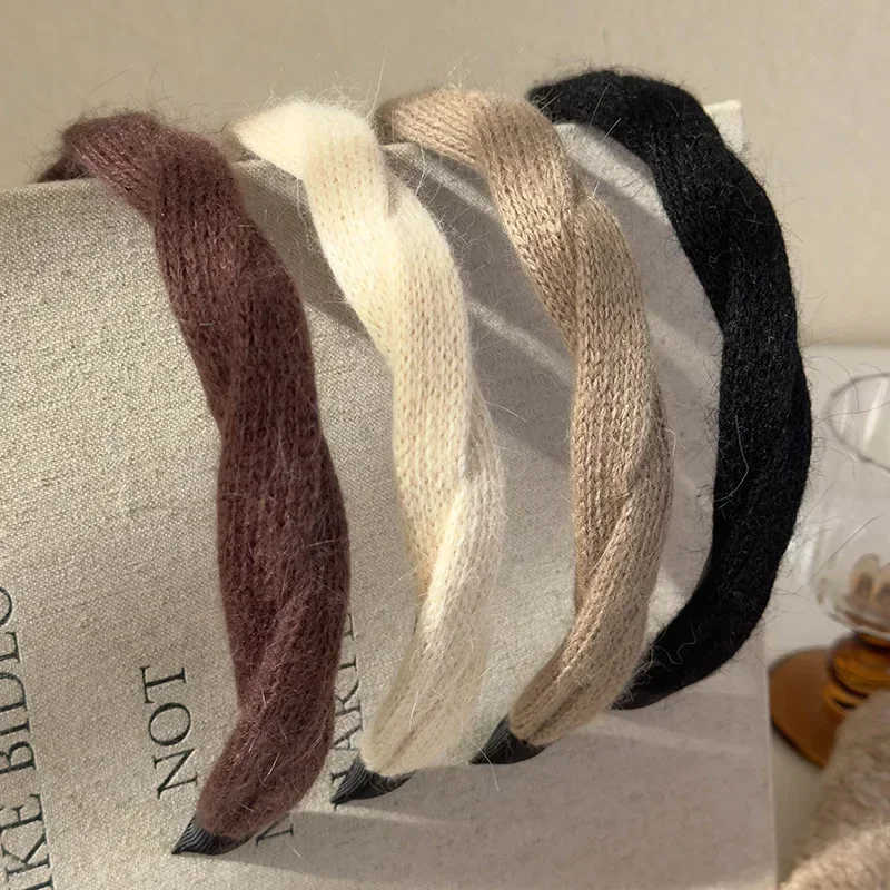 Autumn SPRING Retro Knitted Weave Twist Headbands Plush With Teeth Non-slip Solid Hairband Womans Girl Fashion Elegant Hair Hoop