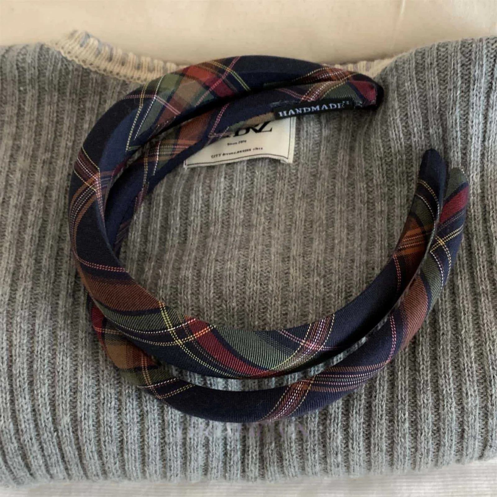 1PCS Classic Khaki Checkered Headband, Retro British-Style Hair Hoop, High-End Hair Clip for Hair Styling, Sponge Hair Accessory