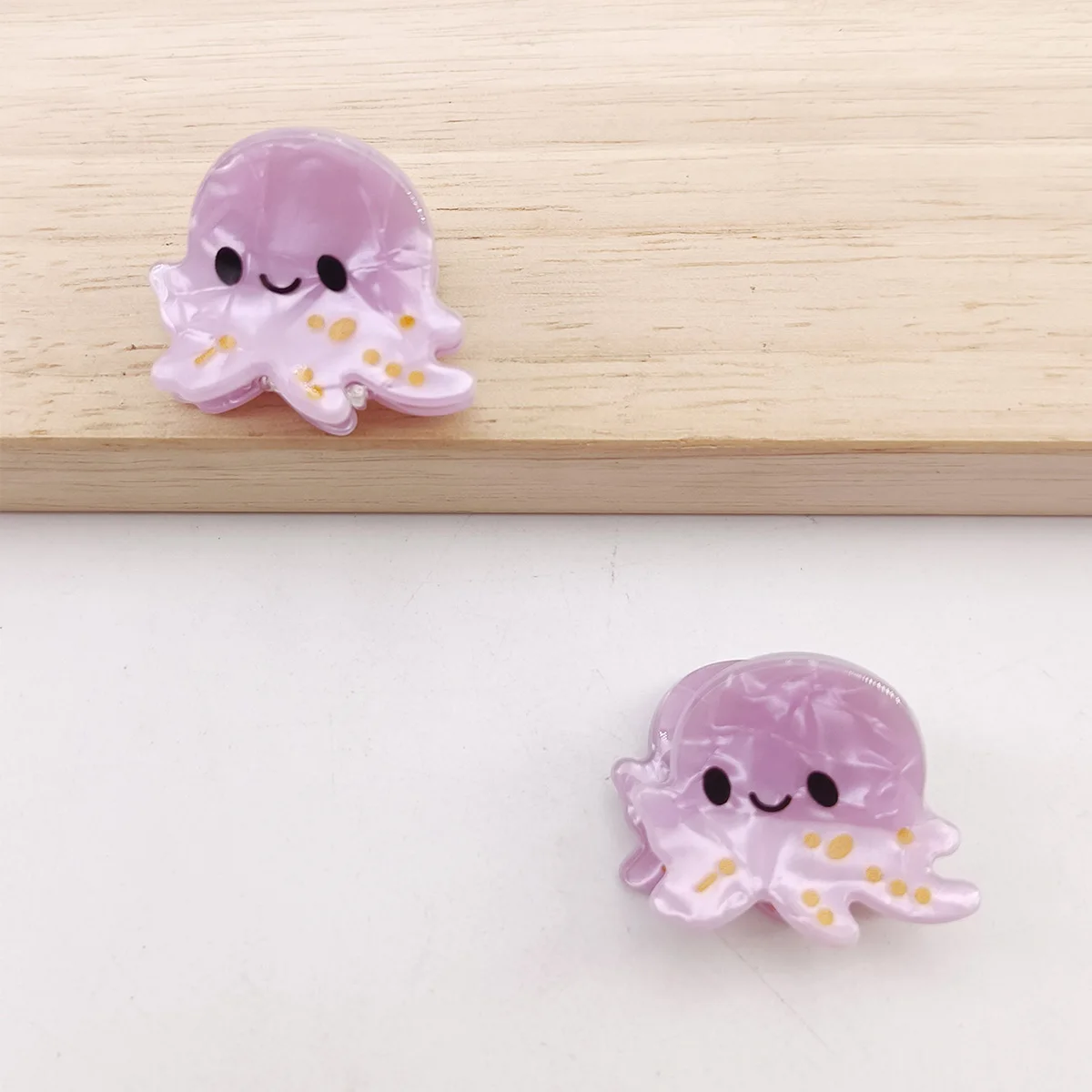 Small Delicate Cute Lovely Acetate Hair Clips Cartoon Whale Seahorse Crab Starfish Hairpins Side Bangs Women Hair Accessories