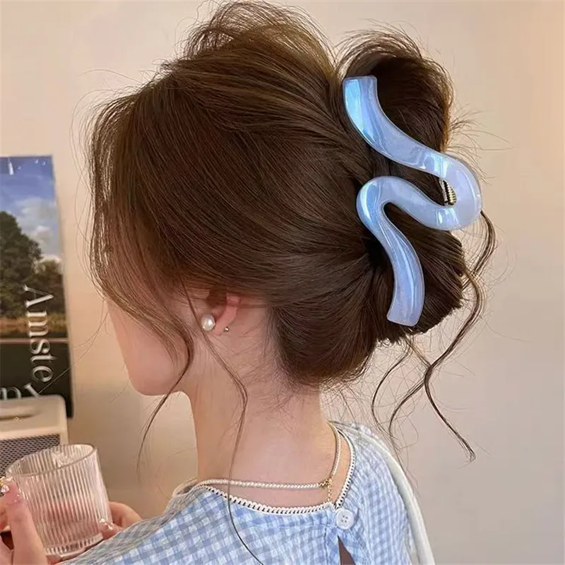 1pc new high-end pearl wave clip, shark clip, large hair clip, back of head hair clip, hair accessory