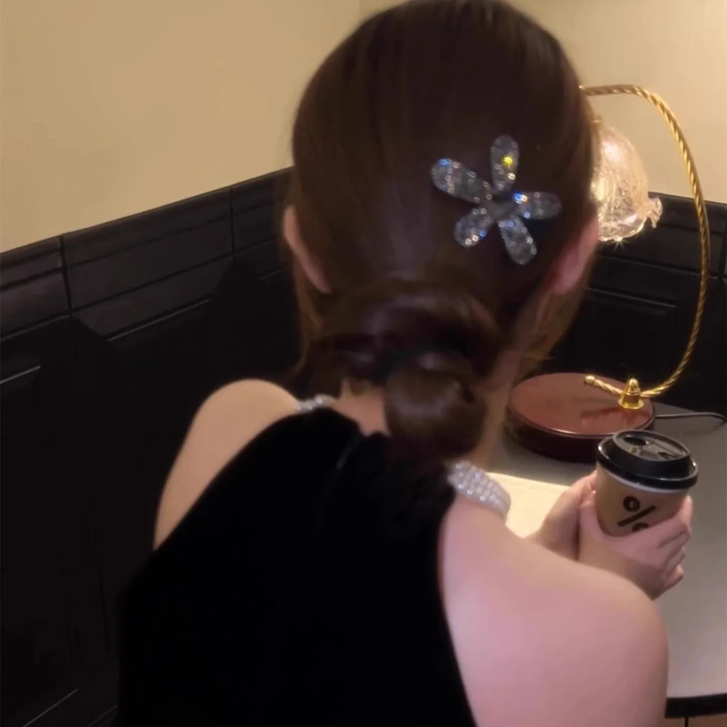 1PC Rhinestone Flower Hair Clips, Sparkly Crystal Hairpins,Elegant Glitter Hair Accessories For Women,Glamorous Party Hair Decor
