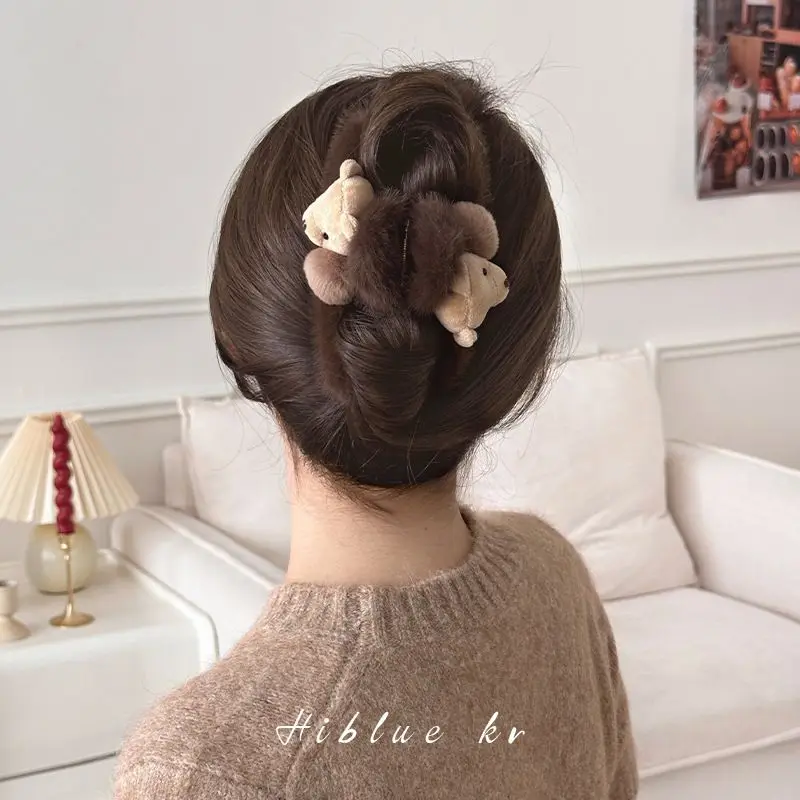 1pc Cute little bear claw clip autumn and winter plush hair clip, ponytail, shark clip headband accessory