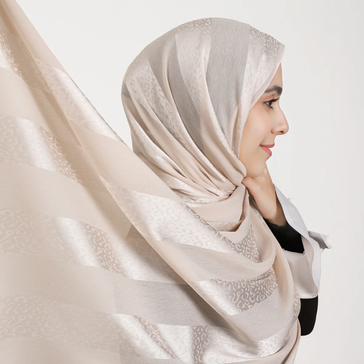 Elegant Muslim Hijab Women Bohemian Soft Satin Islam Ramadan Hijabs Foulard Femme Shawl Wrap Scarf Headscarf Bufanda Headband
