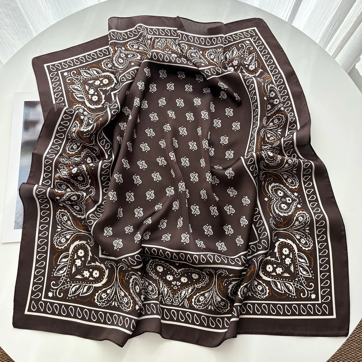 Luxury Square Scarf For Women Ladies Paceley Hijab 70*70cm Elegant Neckerchief Bandanas Soft Stain Faux Silk Scarves Shawl Warps