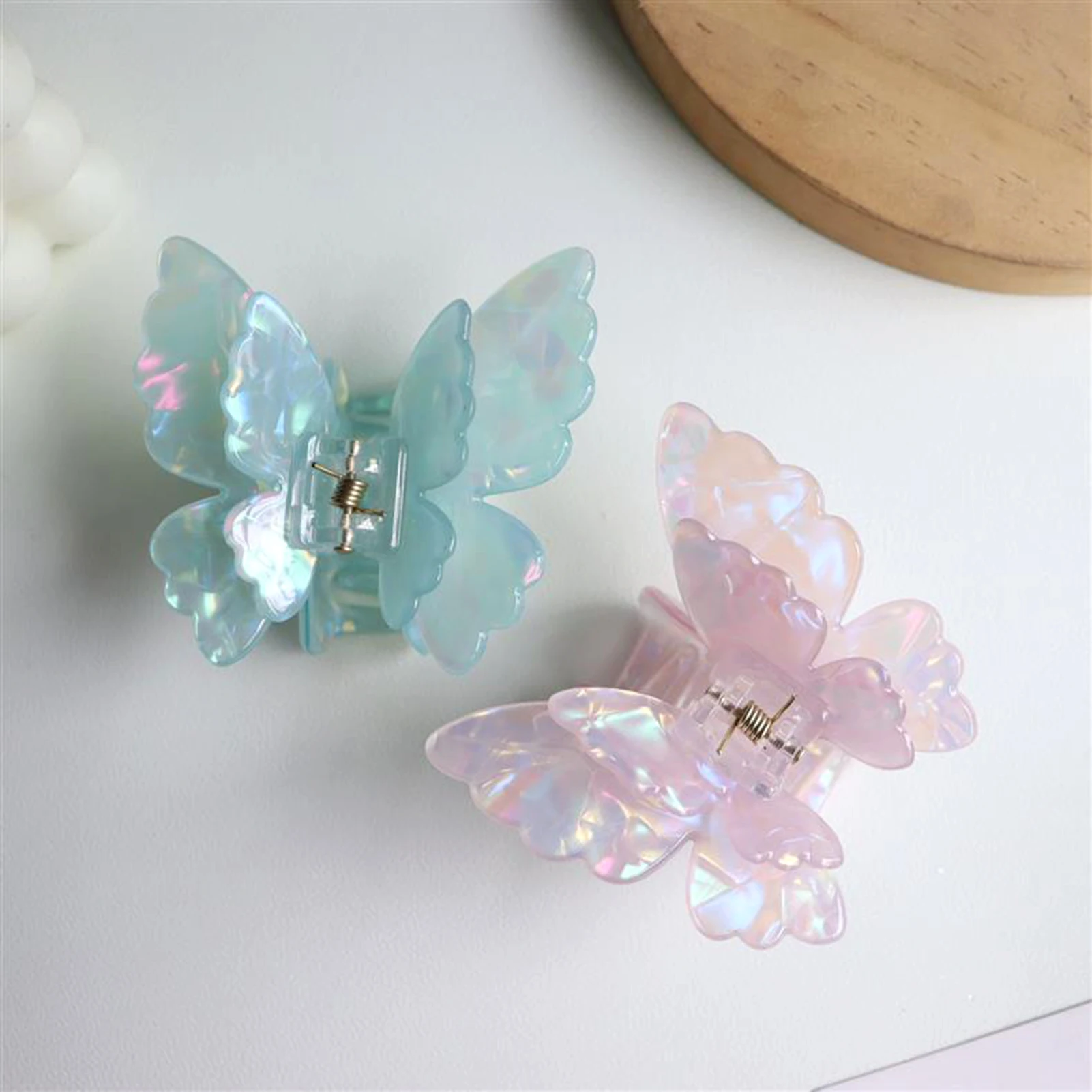 Fairy Butterfly Hair Claw For Women Korean Style Acetic Acid Shark Gripper Exquisite Pearlescent Color Hair Clip Hair Accessory