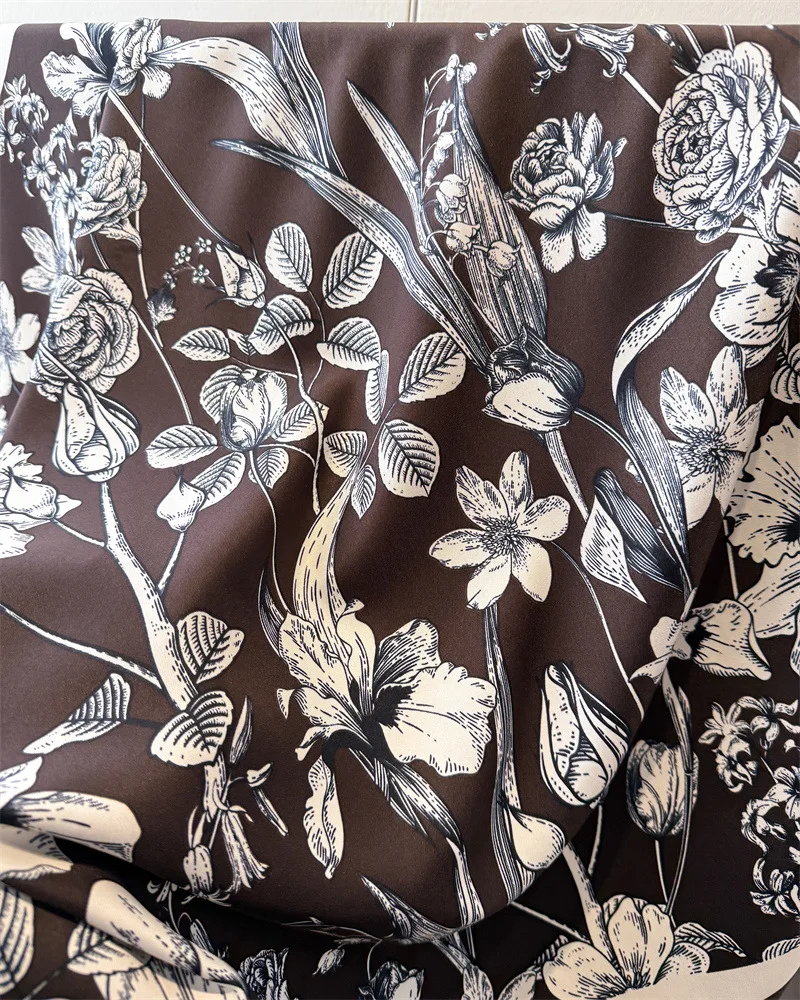 90*90cm Luxury Square Silk Scarf For Women Fashion Print Shawl Warps Elegant Neckerchief Bandanas Hijab Soft Stain Ladies Scarf