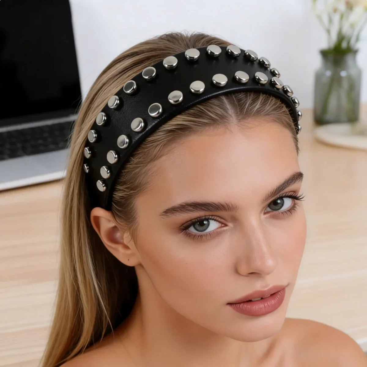 Studded Leather Headbands for Women, Punk Metal Rivet Hair Hoops, Vintage Wide Hair Accessories for Daily Streetwear and Party