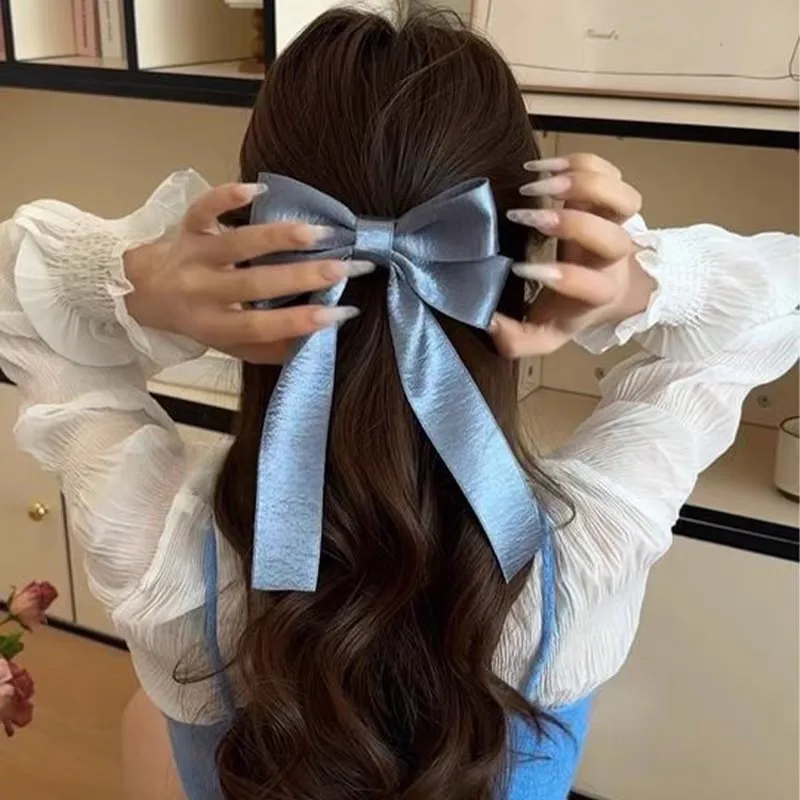 Korean Style Silver Satin Bow Hair Clip for Women, Elegant Long Ribbon Alligator Clip, Luxury Hair Accessories for Half Updo