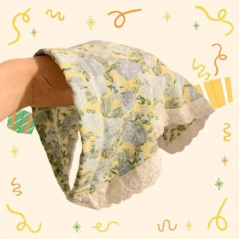 1pc Vintage Floral Lace Headscarf Non-Slip Triangle Bandana with Hair Clip Beach Holiday Hair Accessory for Women Beach Decor