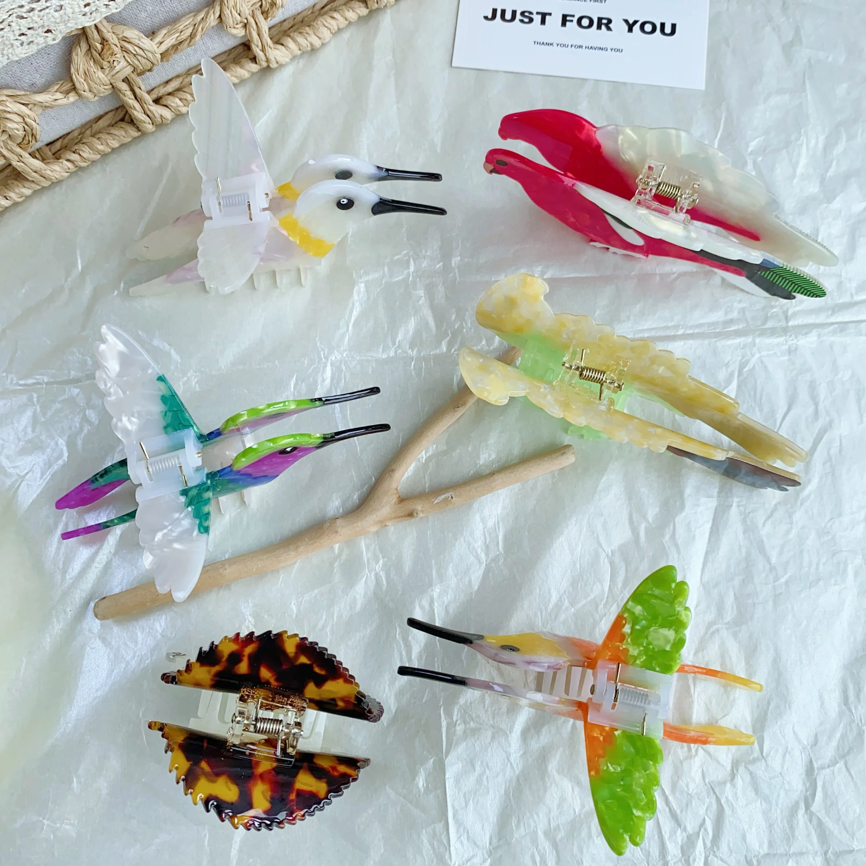 Novelty Bird & Hedgehog Acetate Hair Claw Clips, Whimsical Hummingbird Parrot Shark Clips for Women Girls