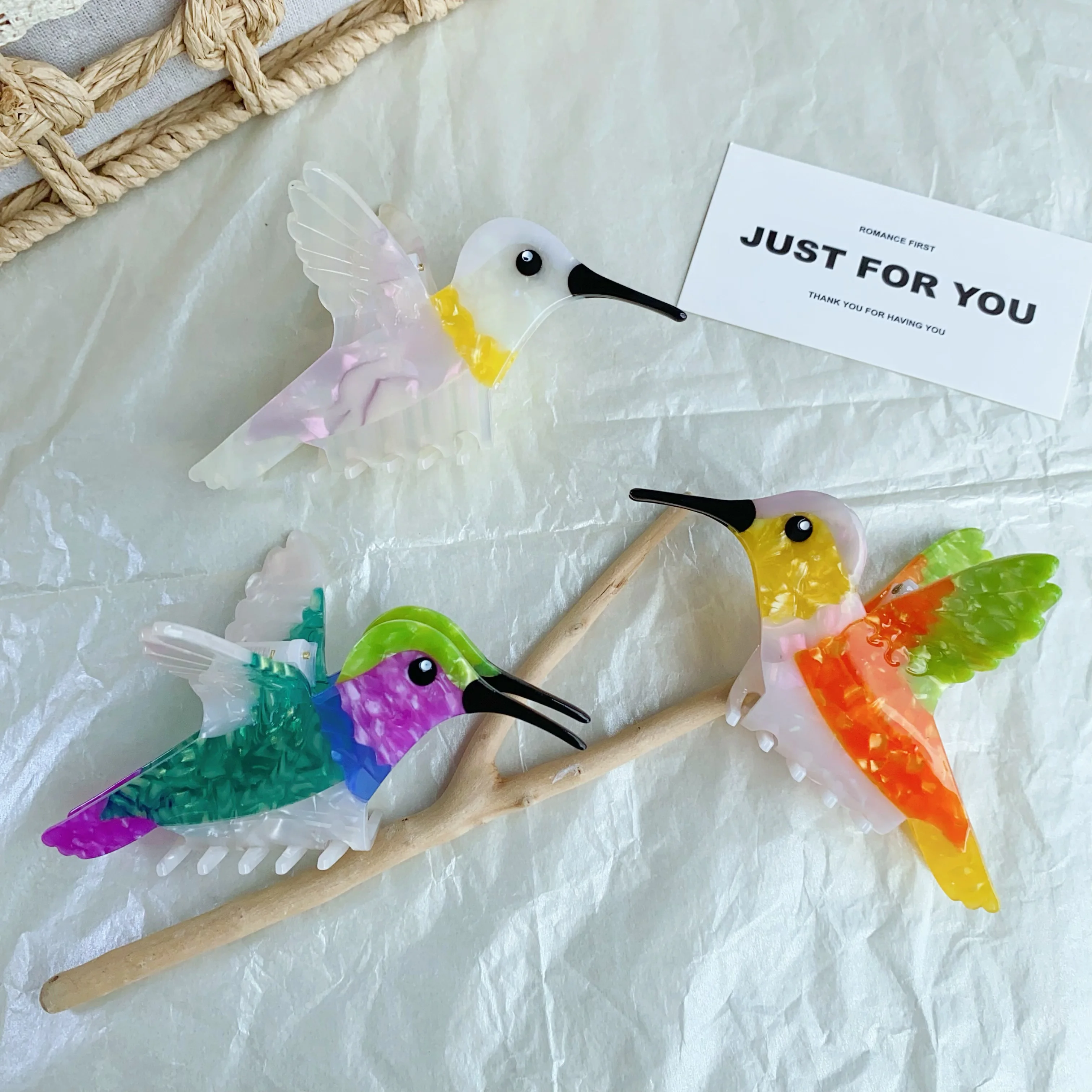 Novelty Bird & Hedgehog Acetate Hair Claw Clips, Whimsical Hummingbird Parrot Shark Clips for Women Girls